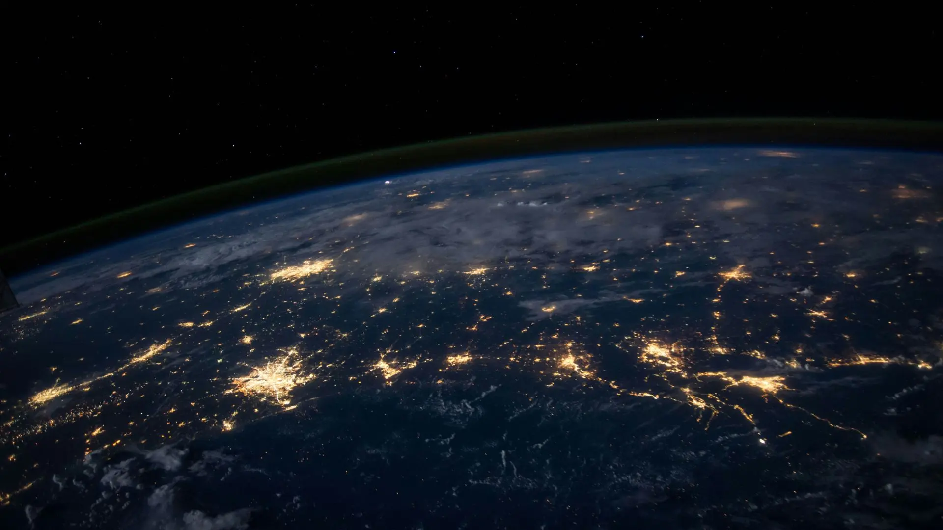 Vision of the Earth from the Space
